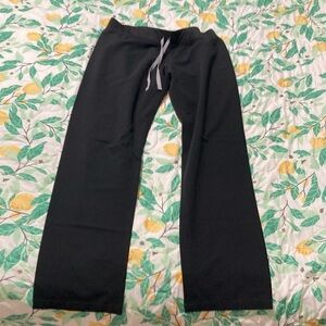 Figs Black scrub pants Bottoms size medium tall back pockets
